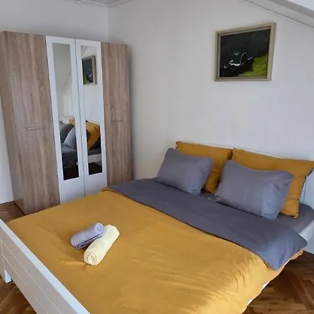 Apartamento Ceca